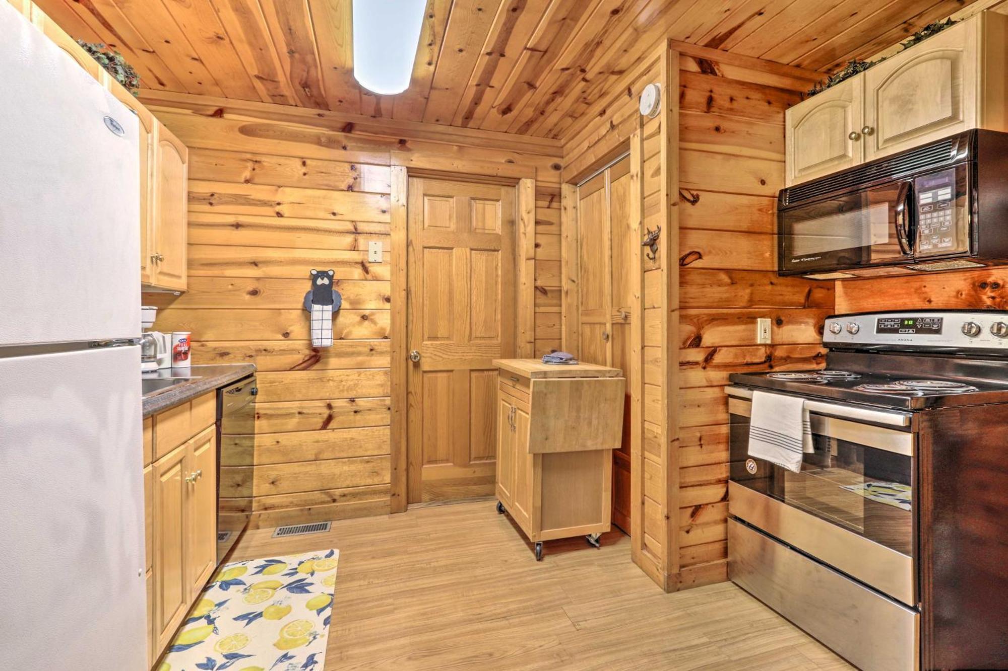 Cozy Mountain Cabin In Perfect Location Sevierville Εξωτερικό φωτογραφία
